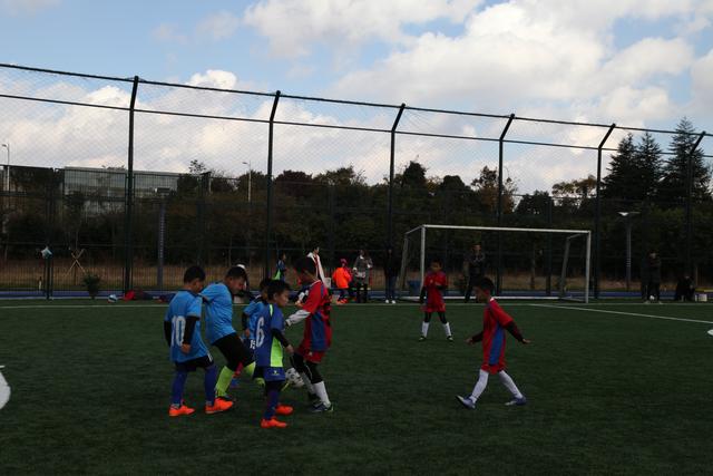 U17国少半场落后阿根廷U17，戈伊蒂亚开场破门